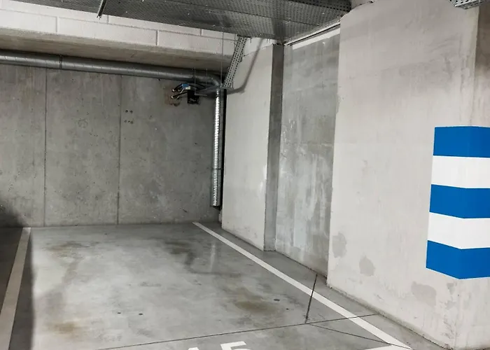 White & Blue Apartament *